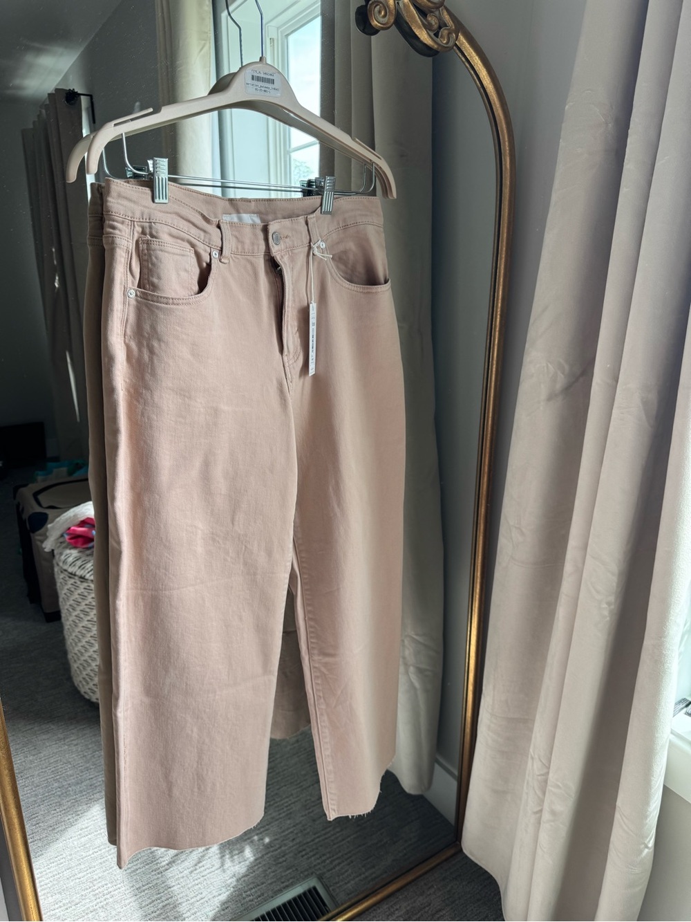 Habitual Cropped Wide-Leg Jeans in Blush Pink